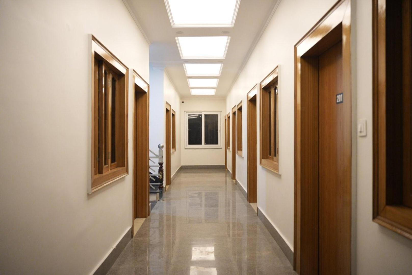 Hotel Harry Rishikesh Exterior photo